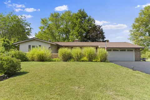 3451 Rolling Hills Ln, Grove City, OH 43123