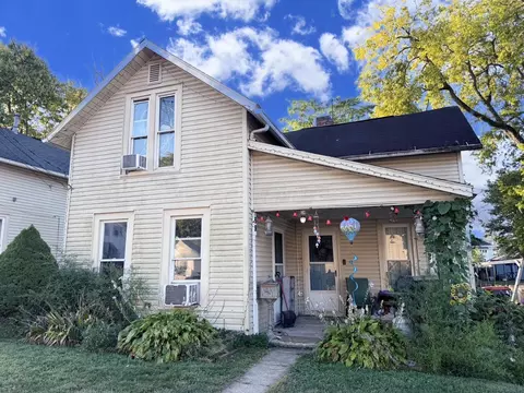 69 Wallace St, Newark, OH 43055