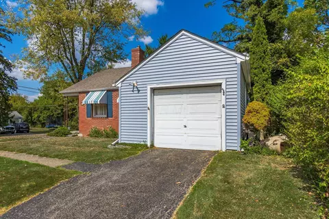 544 N Selby Blvd, Worthington, OH 43085