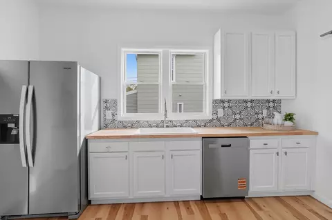 Kitchen - 356 Ludlow Ave, Springfield, OH 45505 photo 6 of 6