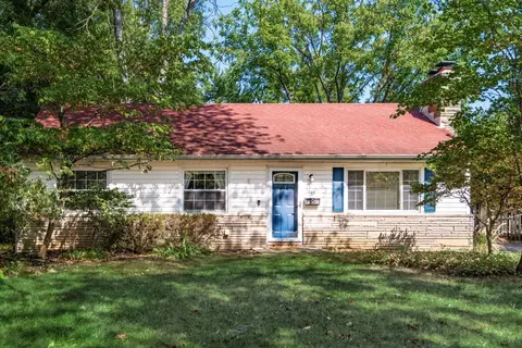 2544 Zollinger Rd, Columbus, OH 43221