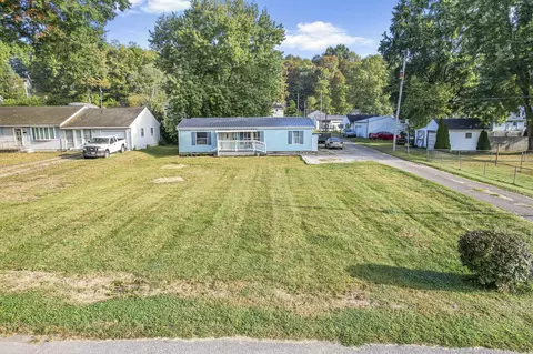 512 Collins St, Bremen, OH 43107