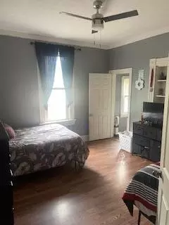 339 Walnut St, Circleville, OH 43113 photo 4