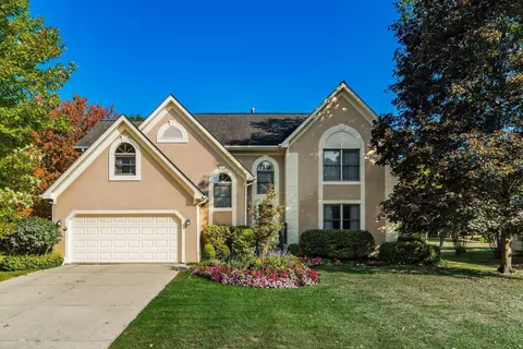 806 Watten Ln, Westerville, OH 43081