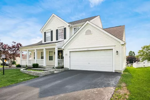 625 Streamwater Dr, Blacklick, OH 43004