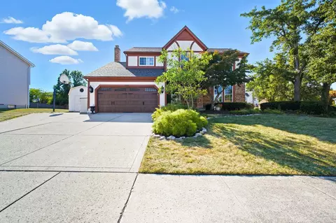3271 Grovepark Dr, Grove City, OH 43123