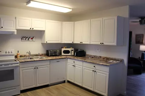 2209 Memorial Dr, Springfield, OH 45505 photo 4