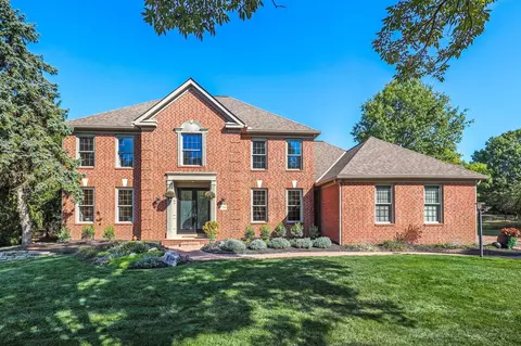 7744 Heatherwood Ln, Dublin, OH 43017