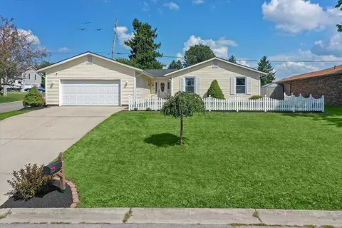 101 S Heather Hill Dr, Bellefontaine, OH 43311