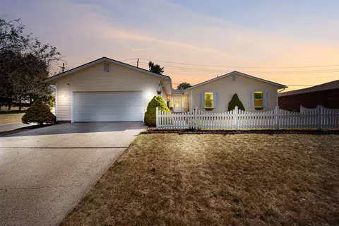 101 S Heather Hill Dr, Bellefontaine, OH 43311