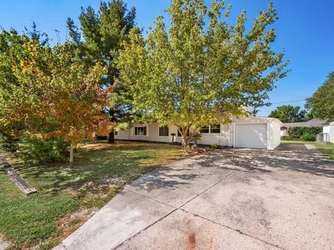 963 Erickson Ave, Columbus, OH 43227