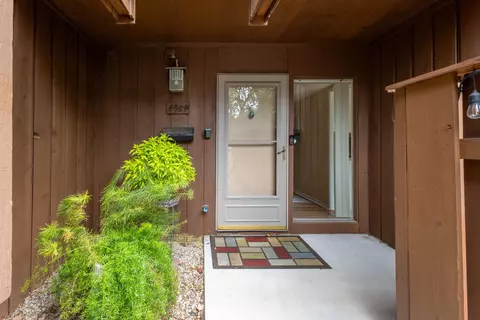 4984 Wintersong Ln #2, Westerville, OH 43081