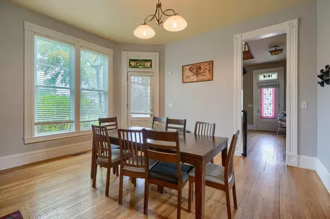 Dining - 1019 S Limestone St, Springfield, OH 45505 photo 3 of 3