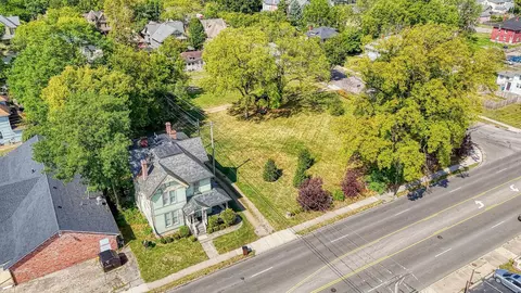 View/Area - 1019 S Limestone St, Springfield, OH 45505 photo 3 of 5