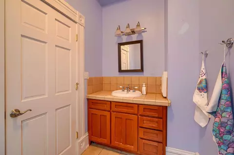 Bath - 1019 S Limestone St, Springfield, OH 45505 photo 1 of 6