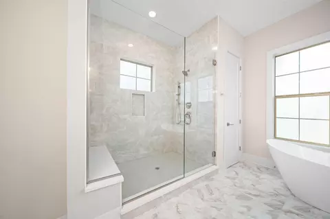 Bath - 7029 Snowdrop Ct, Dublin, OH 43016 photo 4 of 8