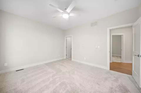 Bedroom - 7029 Snowdrop Ct, Dublin, OH 43016 photo 6 of 10