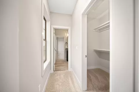 Entry Way - 7029 Snowdrop Ct, Dublin, OH 43016 photo 8 of 10