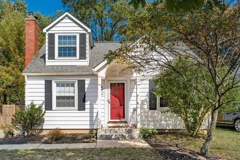 256 E Beaumont Rd, Columbus, OH 43214