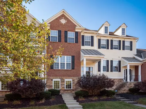1109 Bluffway Dr, Columbus, OH 43235