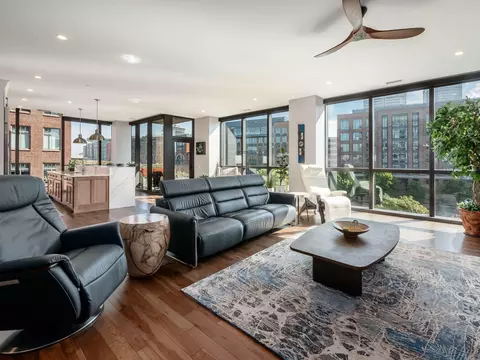 225 John H Mcconnell Blvd #407, Columbus, OH 43215