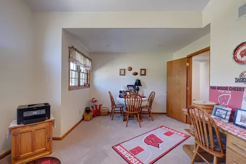 1051 Thomas Dr, Marion, OH 43302 photo 20