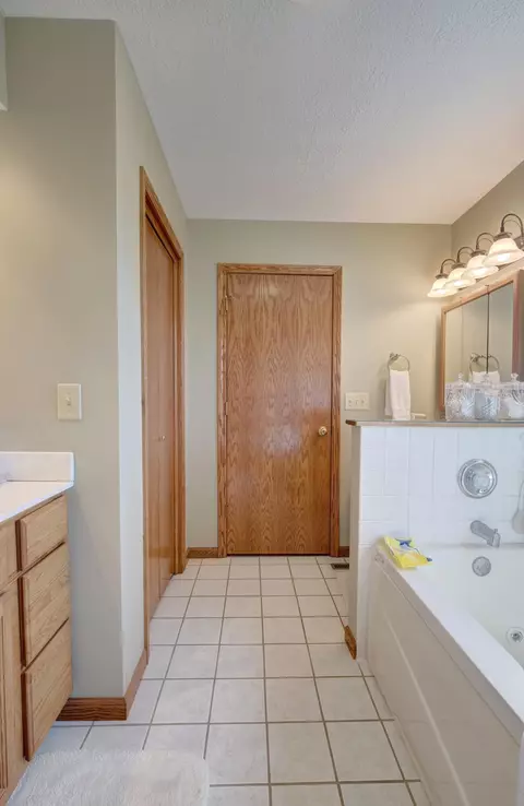 1051 Thomas Dr, Marion, OH 43302 photo 28