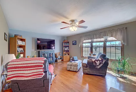 1051 Thomas Dr, Marion, OH 43302 photo 12