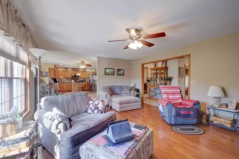 1051 Thomas Dr, Marion, OH 43302 photo 16