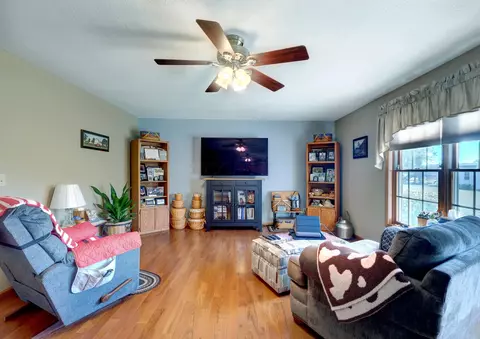 1051 Thomas Dr, Marion, OH 43302 photo 14