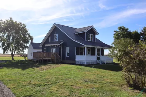 2922 Good Hope New Holland Rd SE, New Holland, OH 43145