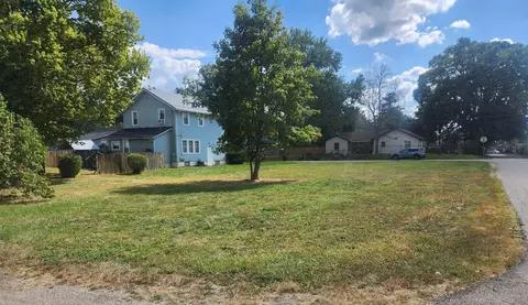156 E Channel St, Newark, OH 43055