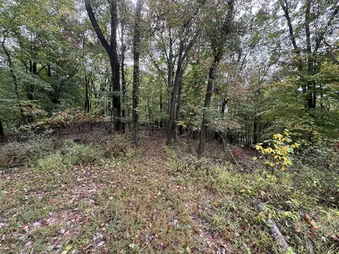 288 Walnut Dr, Logan, OH 43138 photo 3