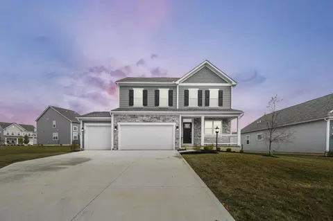 596 Courtright Dr E, Pickerington, OH 43147