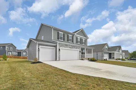 596 Courtright Dr E, Pickerington, OH 43147 photo 5