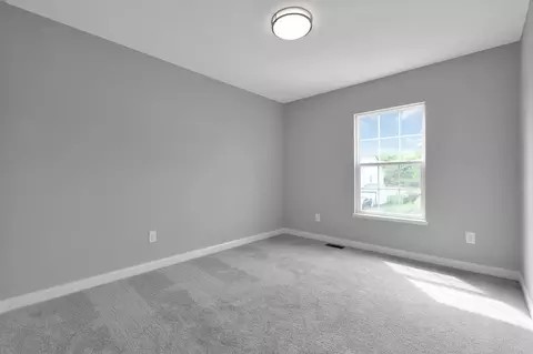 596 Courtright Dr E, Pickerington, OH 43147 photo 37