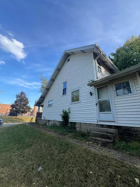1009 N Lowry Ave, Springfield, OH 45504 photo 4