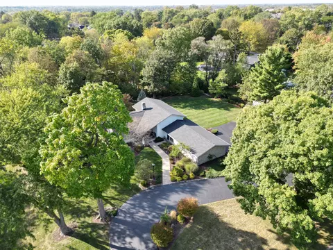4499 Summit Ridge Dr, Columbus, OH 43220
