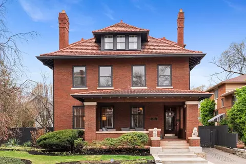347 Kendall Pl, Columbus, OH 43205