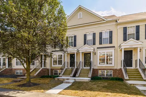 6335 Hares Ear Dr #30, Columbus, OH 43230
