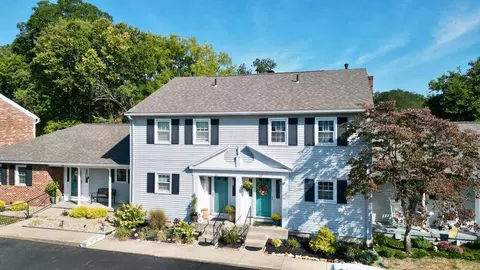 312 Constitution Dr, Chillicothe, OH 45601