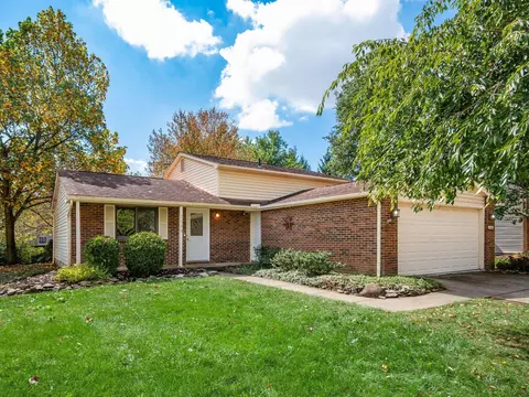 1949 Hamrock Dr, Powell, OH 43065