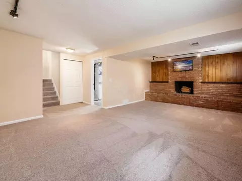 Living - 1949 Hamrock Dr, Powell, OH 43065 photo 4 of 5