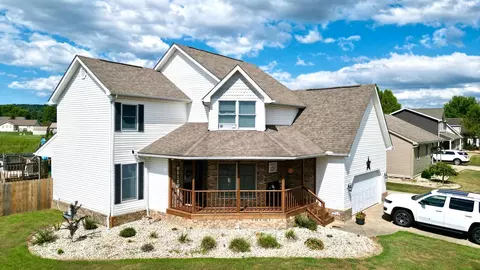 559 Golfview Dr, Chillicothe, OH 45601