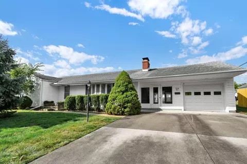 23 N 27th St, Newark, OH 43055