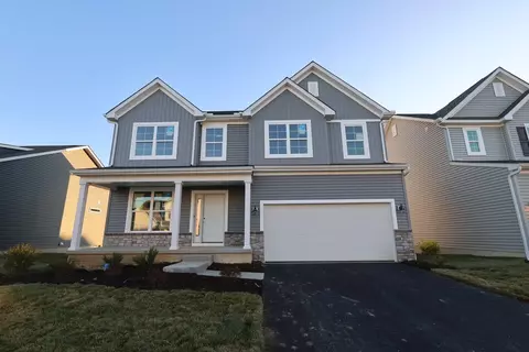 7917 Collins Dr, Reynoldsburg, OH 43068