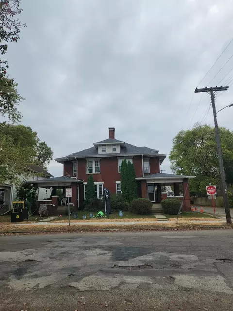 355 Hudson Ave, Newark, OH 43055