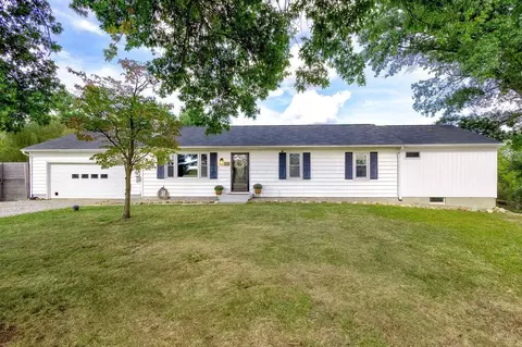 3136 Vanatta Rd, Centerburg, OH 43011