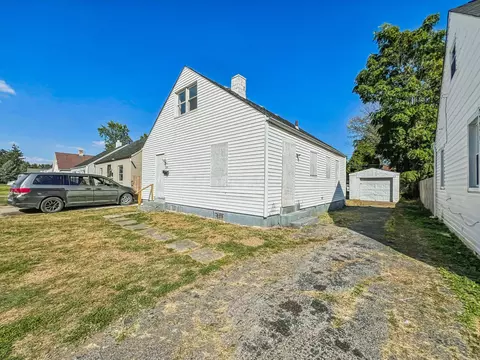 864 S Waverly St, Columbus, OH 43227