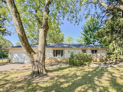 13305 Pickerington Rd, Pickerington, OH 43147